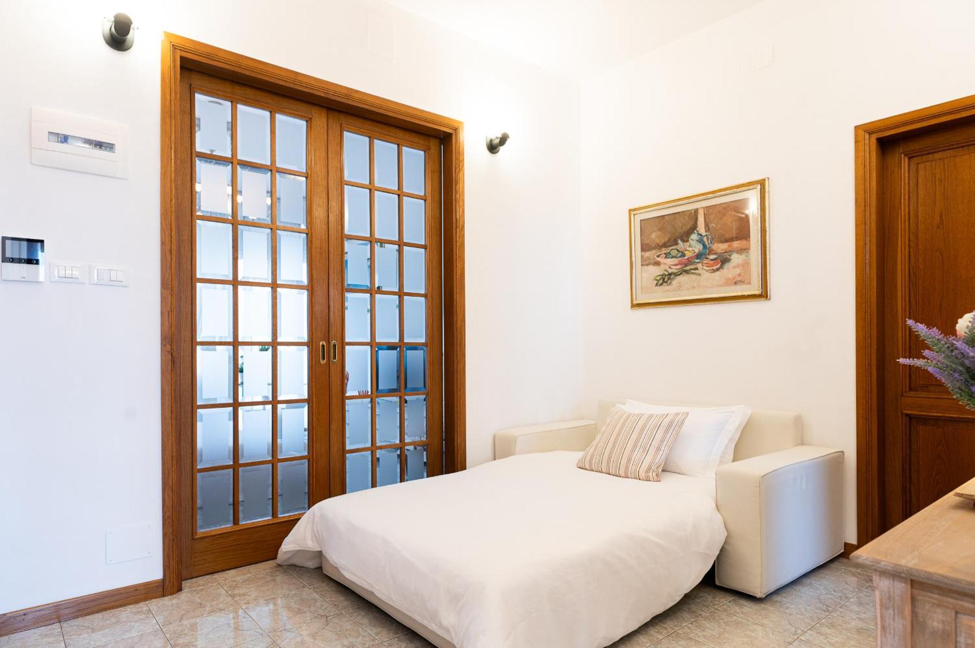 Godi Fiorenza Suite - Duomo A 15 Minuti E Aeroporto A 4 Minuti Con Tramvia T2 Флоренция Экстерьер фото